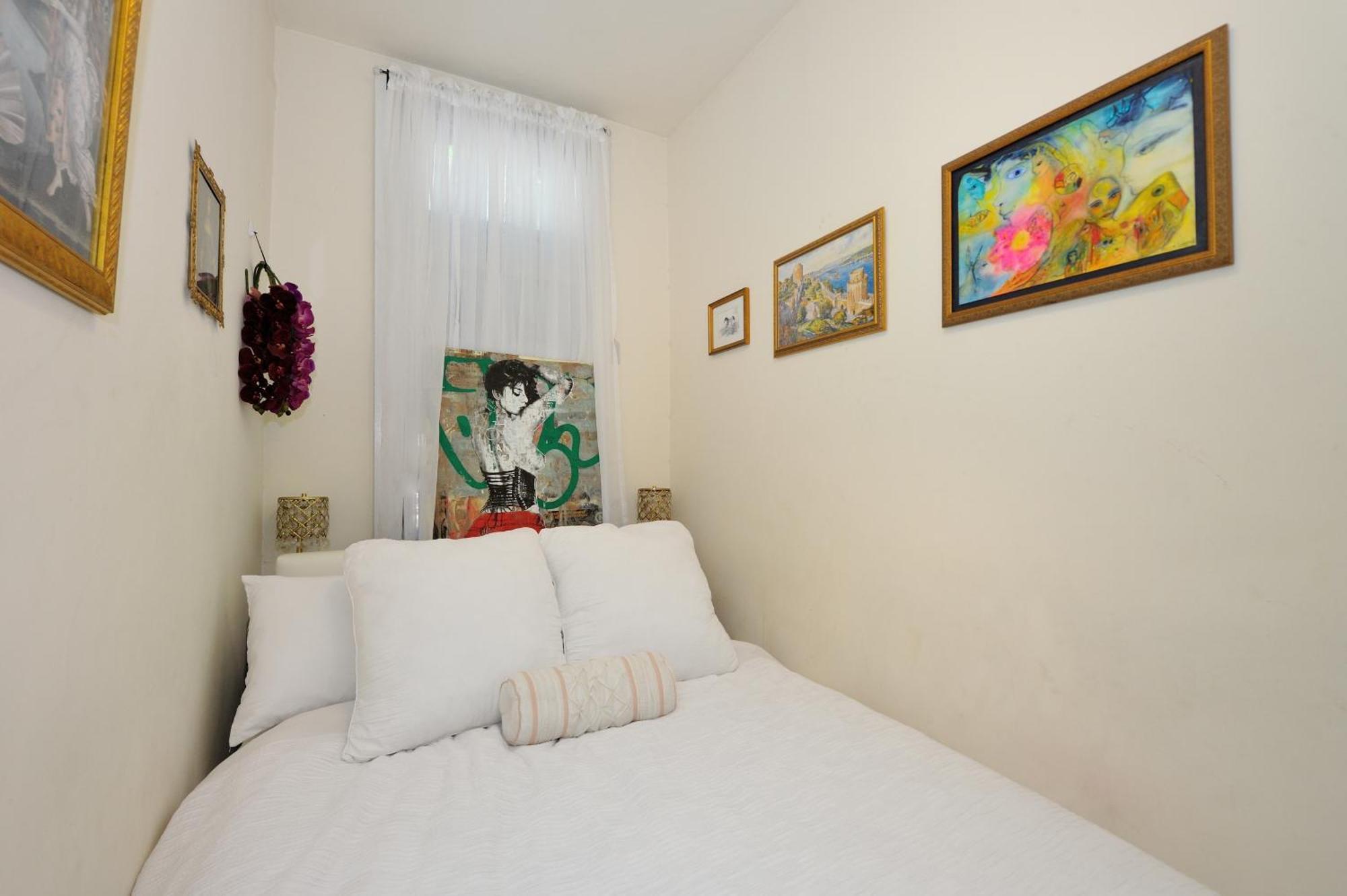 1 Bedroom1bath Furnished In Midtown East New York