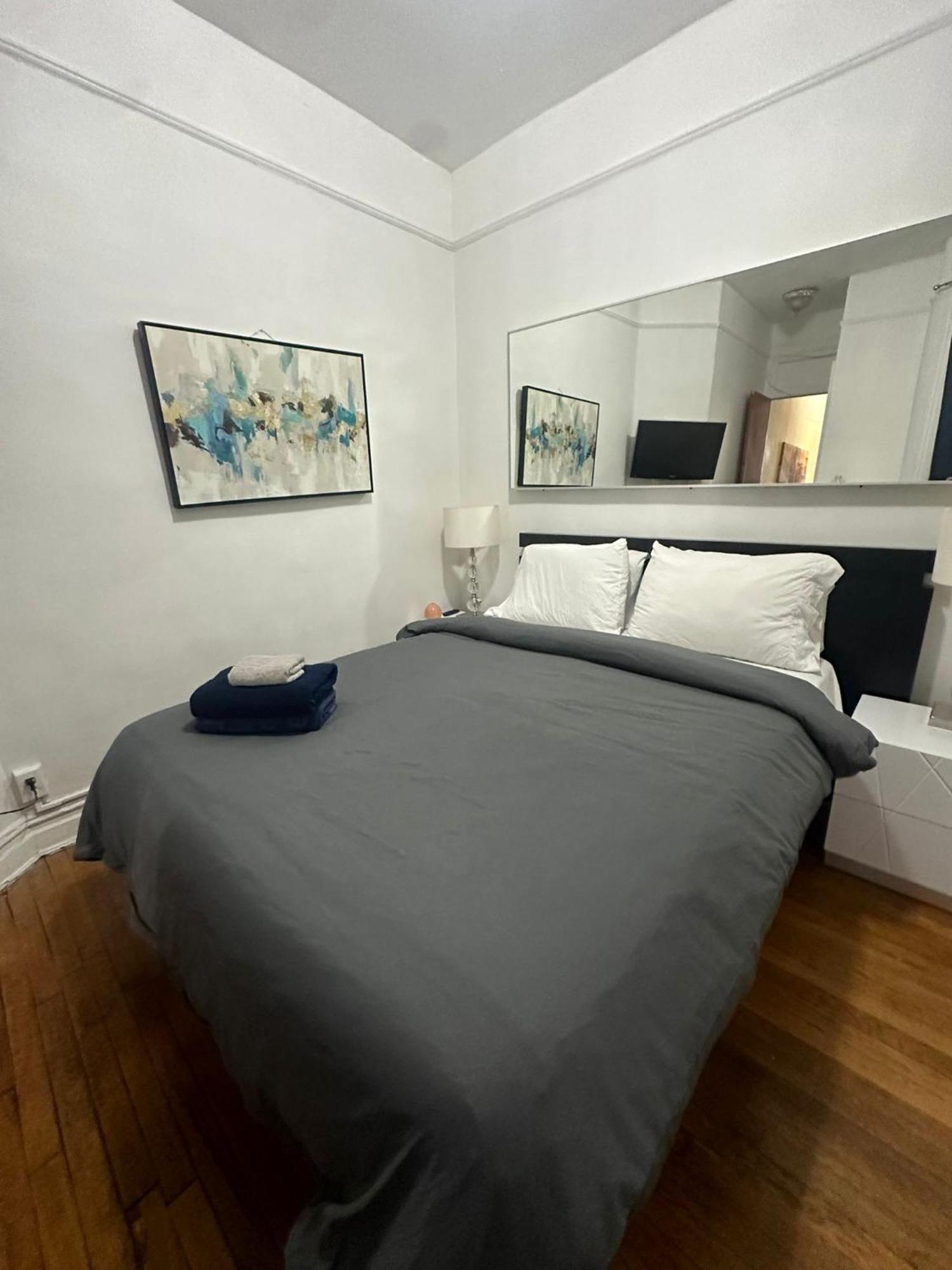 1 Bedroom Cozy Unit In Columbus Ave *