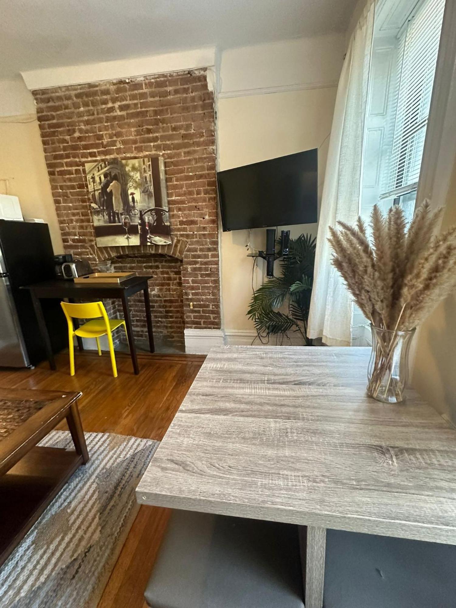 1 Bedroom Cozy Unit In Columbus Ave Apartment New York