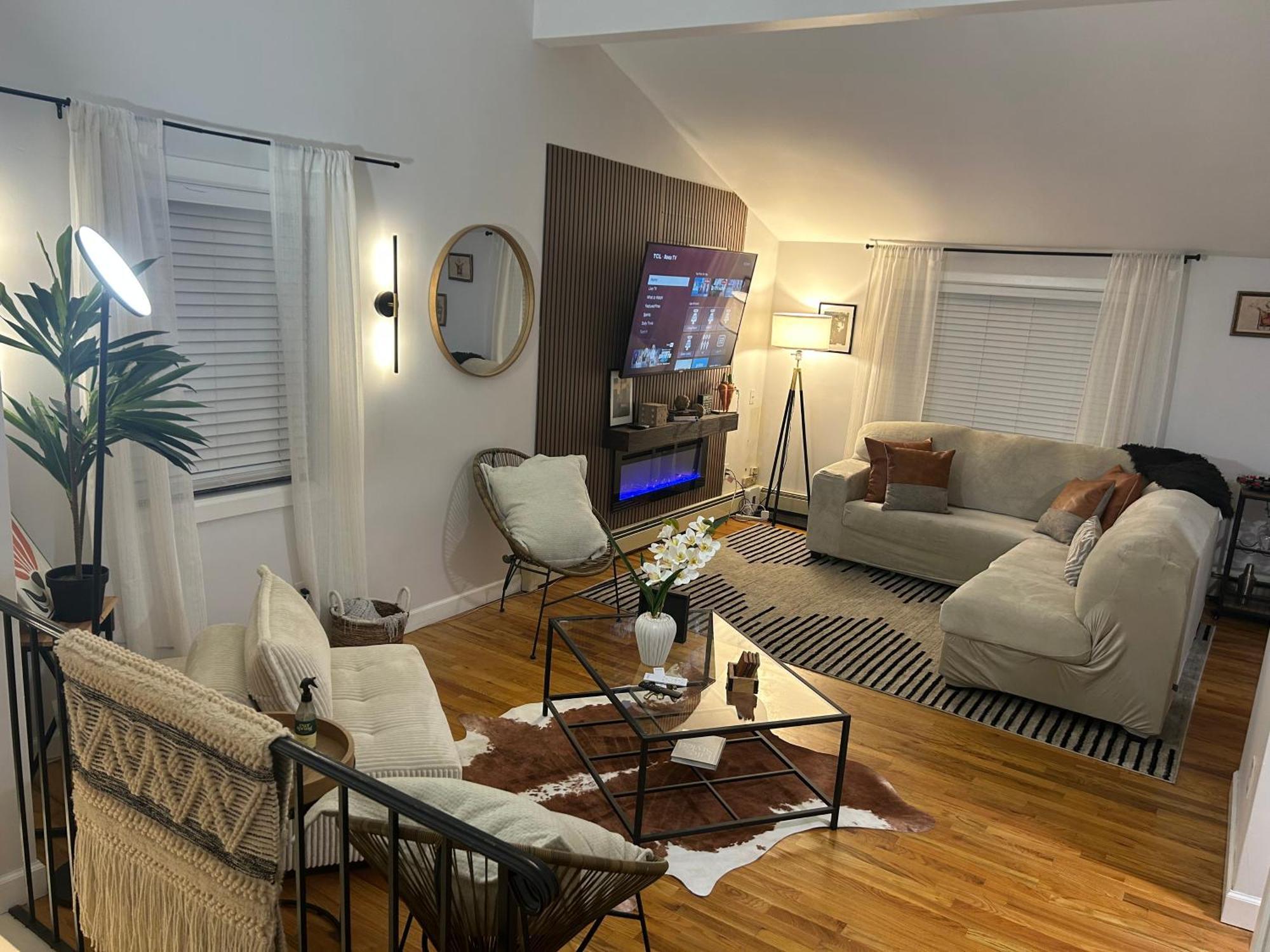 Chic Modern Bedroom 5 Mins From Jfk Homestay
