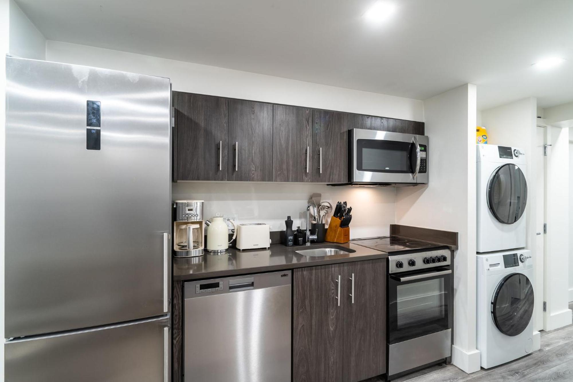 Lower East Side Gem 3br Near Williamsburg Bridge Apartment New York