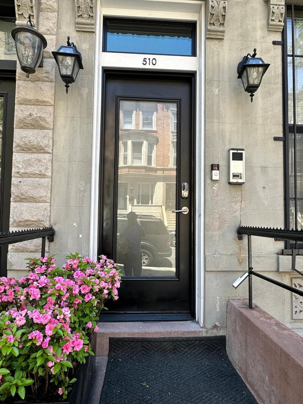 Harlem House Guest house *
