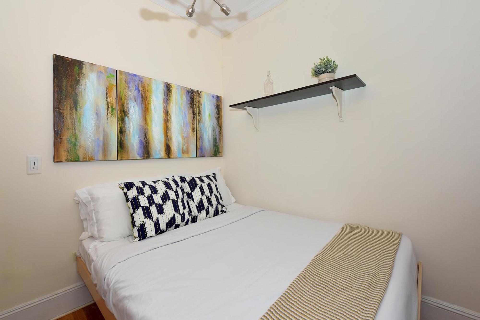 Charming 3-bedroom In Midtown West *