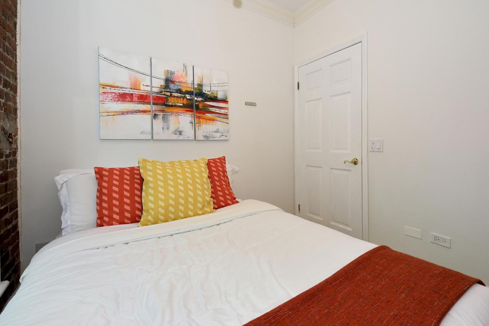Charming 3-bedroom In Midtown West *