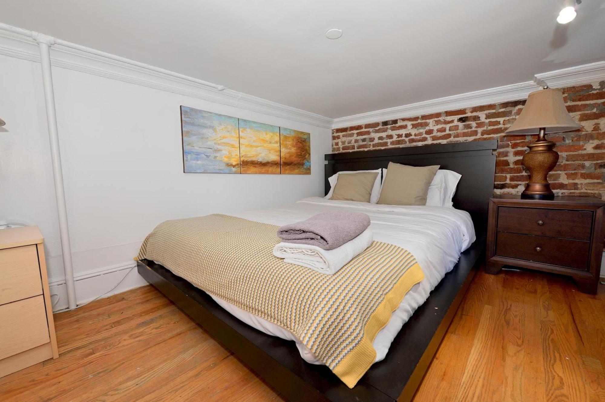 Apartment Charming 3-bedroom In Midtown West *