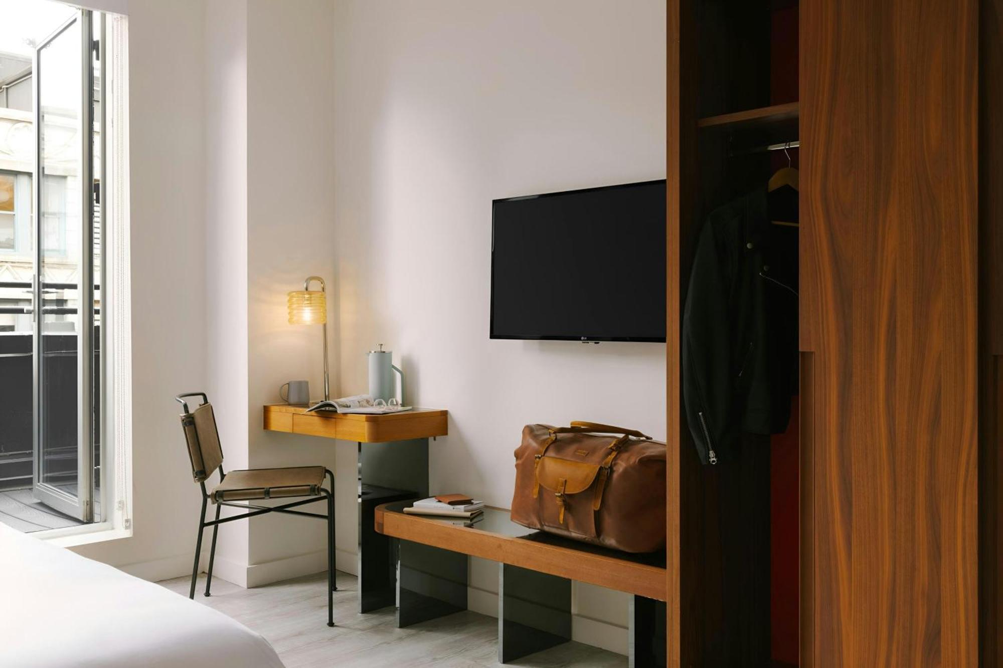 Henri On 24 Hotel Chelsea, Sonder By Marriott Bonvoy *
