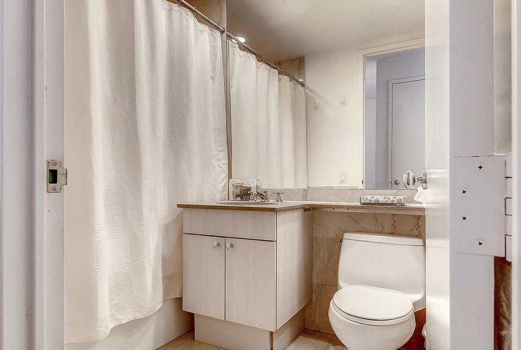 Global Luxury At Bridge Tower Place