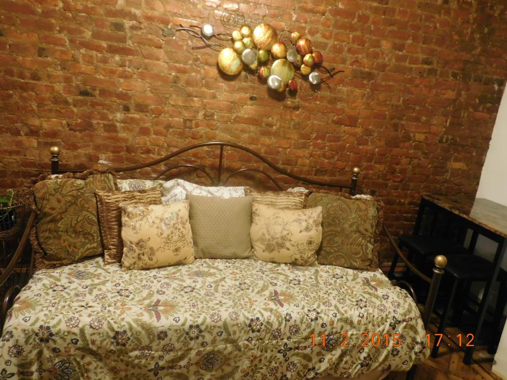 Apartment Debbie's Place New York