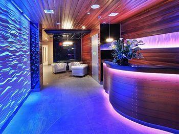 Aura Hotel Brooklyn Hotel 4*