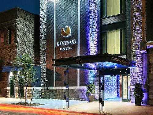 Hotel Aura Hotel Brooklyn
