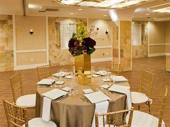 Aura Hotel Brooklyn Hotel 4*