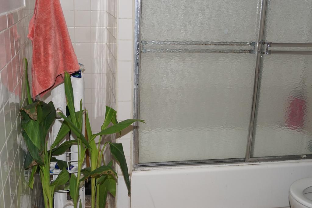 John 3 16 Christian Bnb Apartment