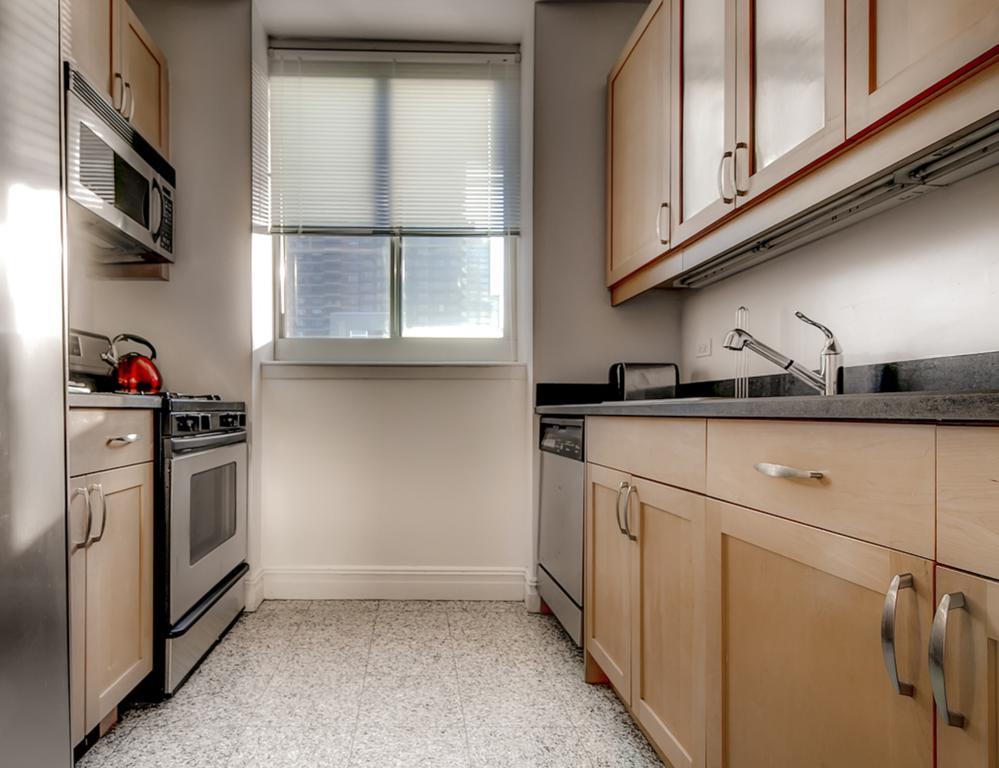 Global Luxury At Bridge Tower Place
