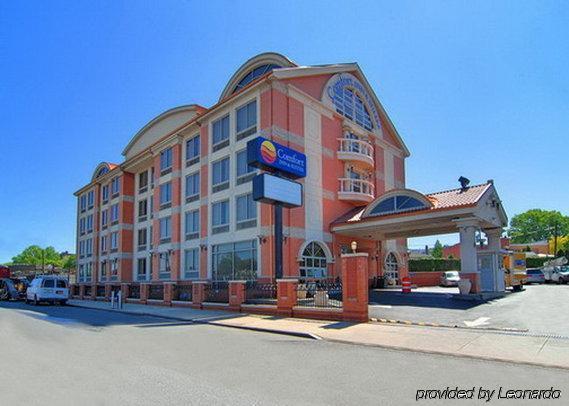 Comfort & Laguardia Airport 3*