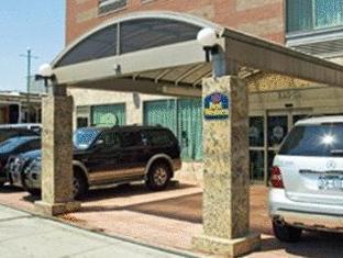 Best Western Queens Court Hotel 3*