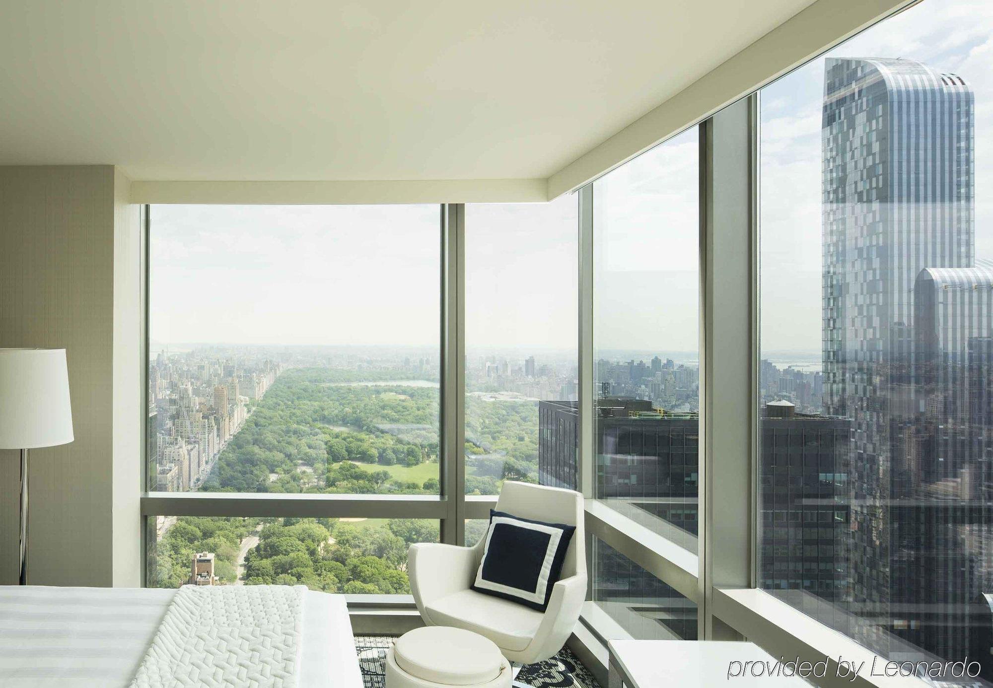 By Marriott Manhattan/central Park Hotel New York