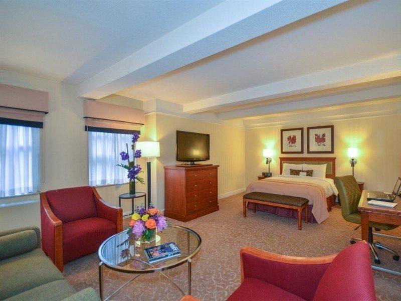 Hotel San Carlos 4*