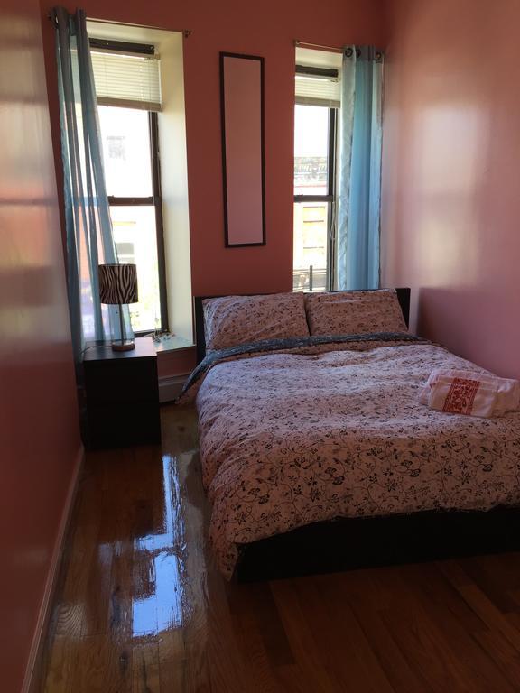 Apartment Manhattan 4 Bedroom Apt Upper East Side New York