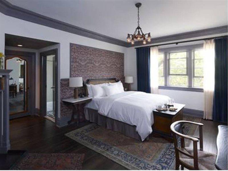 Hotel Desmond Tutu Center 3*