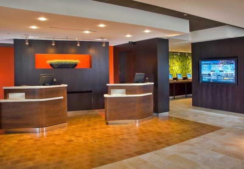 Hotel Courtyard By Marriott Times Square West 3*