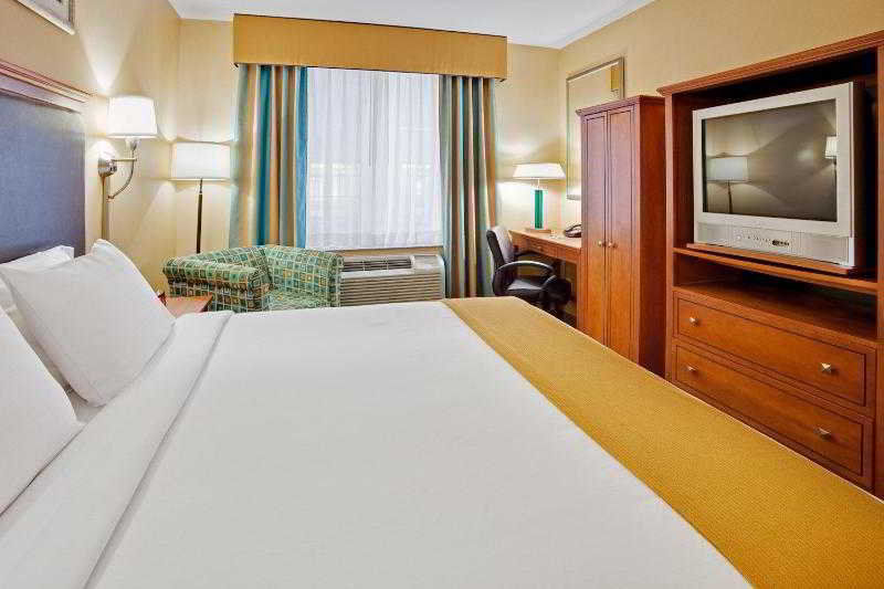 Express Chelsea By Ihg New York
