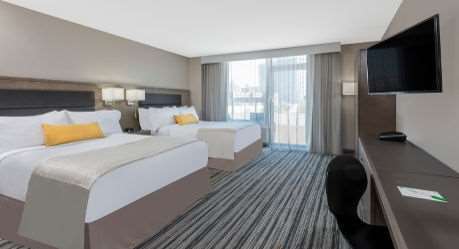 Hotel Wyndham Garden Laguardia South 4*