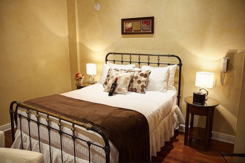Life 4* New York