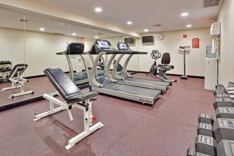 Express Chelsea By Ihg Hotel 3*