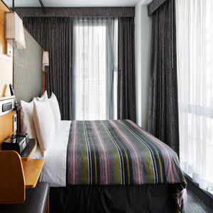 Club Quarters Hotel, The Jewel At Rockefeller Center