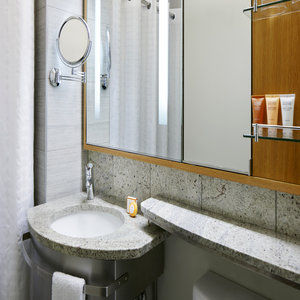 Club Quarters Hotel, The Jewel At Rockefeller Center