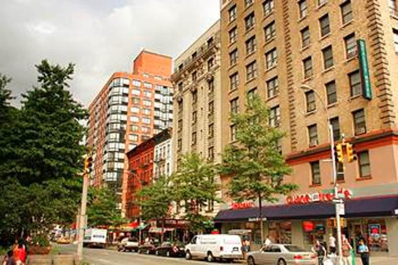 Hotel Newton 3*