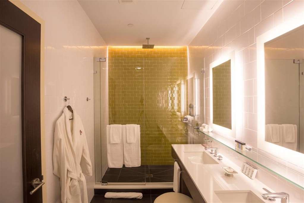 Down Town Association Hotel 2*