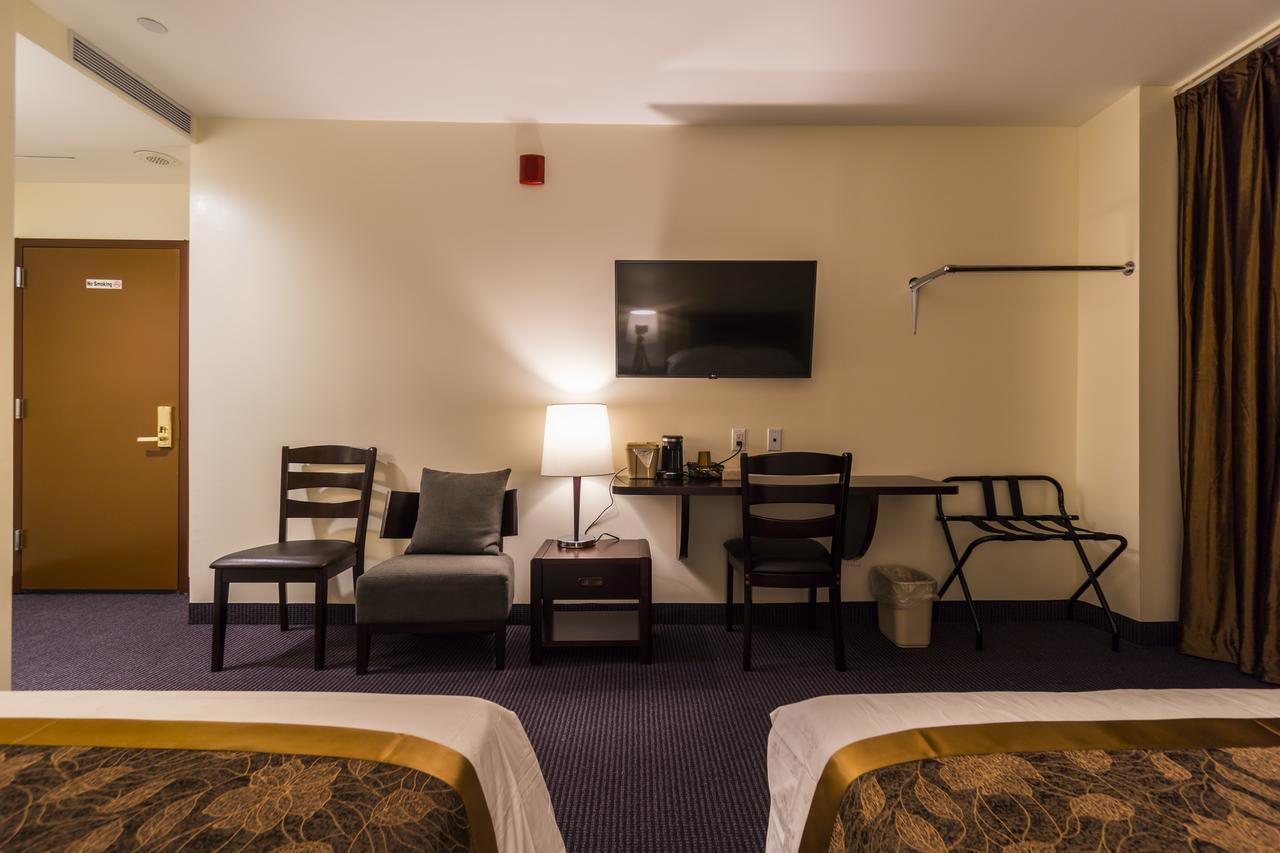 John Hotel