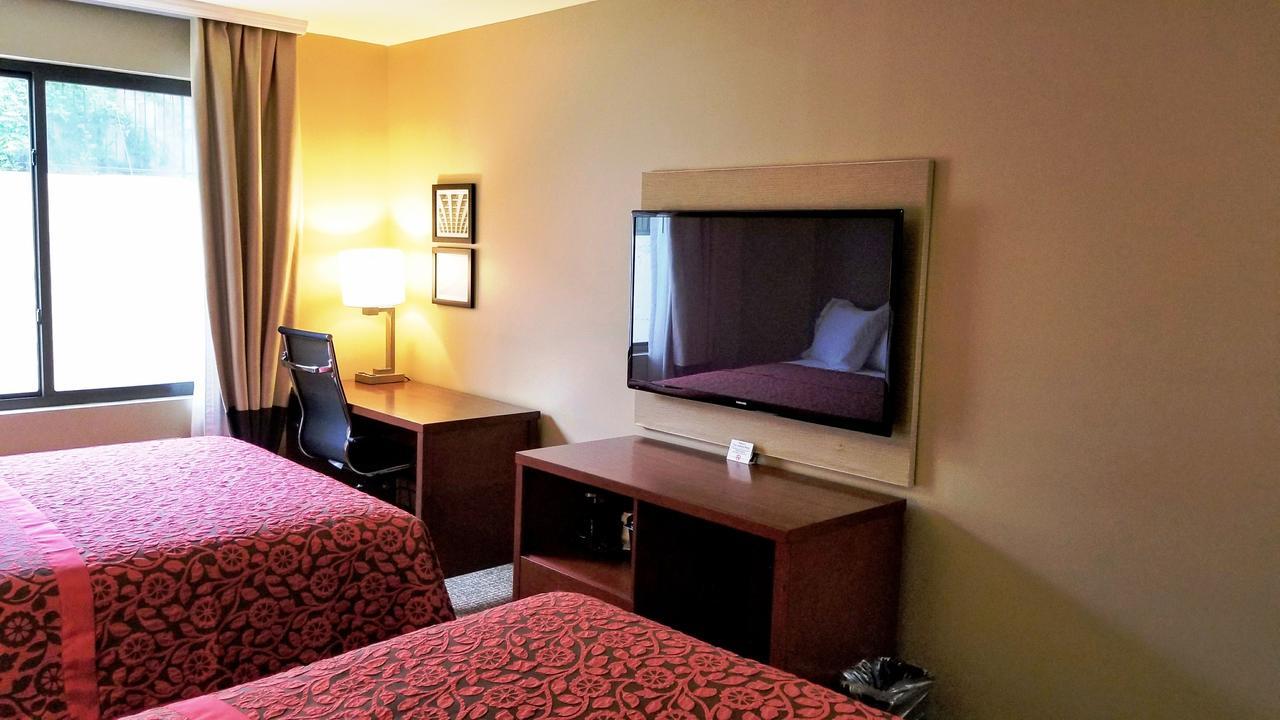 Days By Wyndham Brooklyn Marine Park 3*