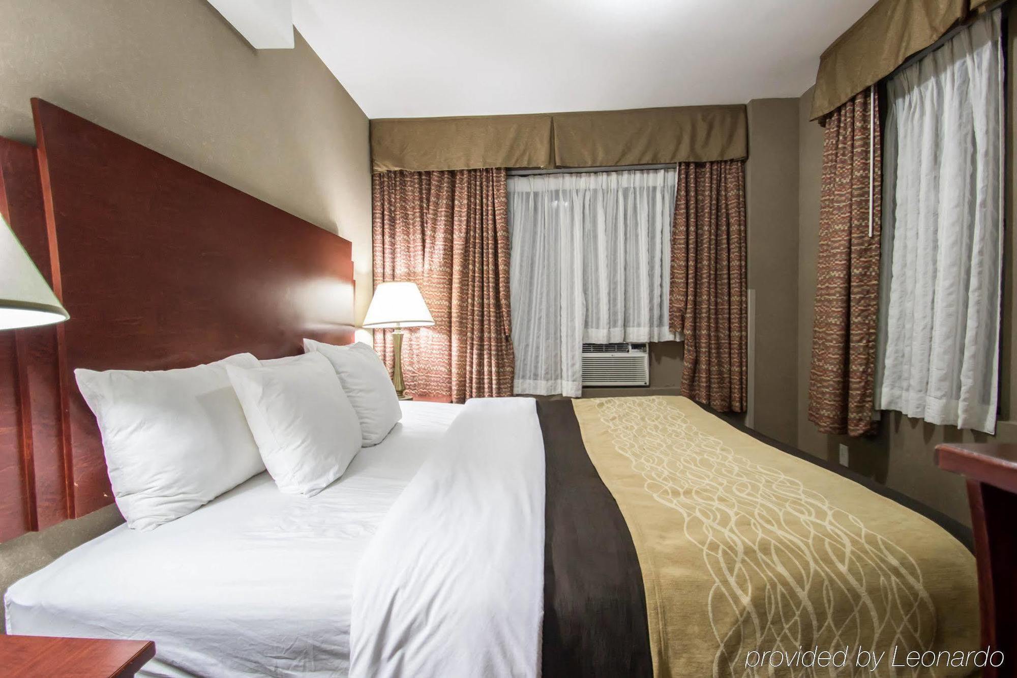 Hotel La Quinta By Wyndham City Central Park 3*