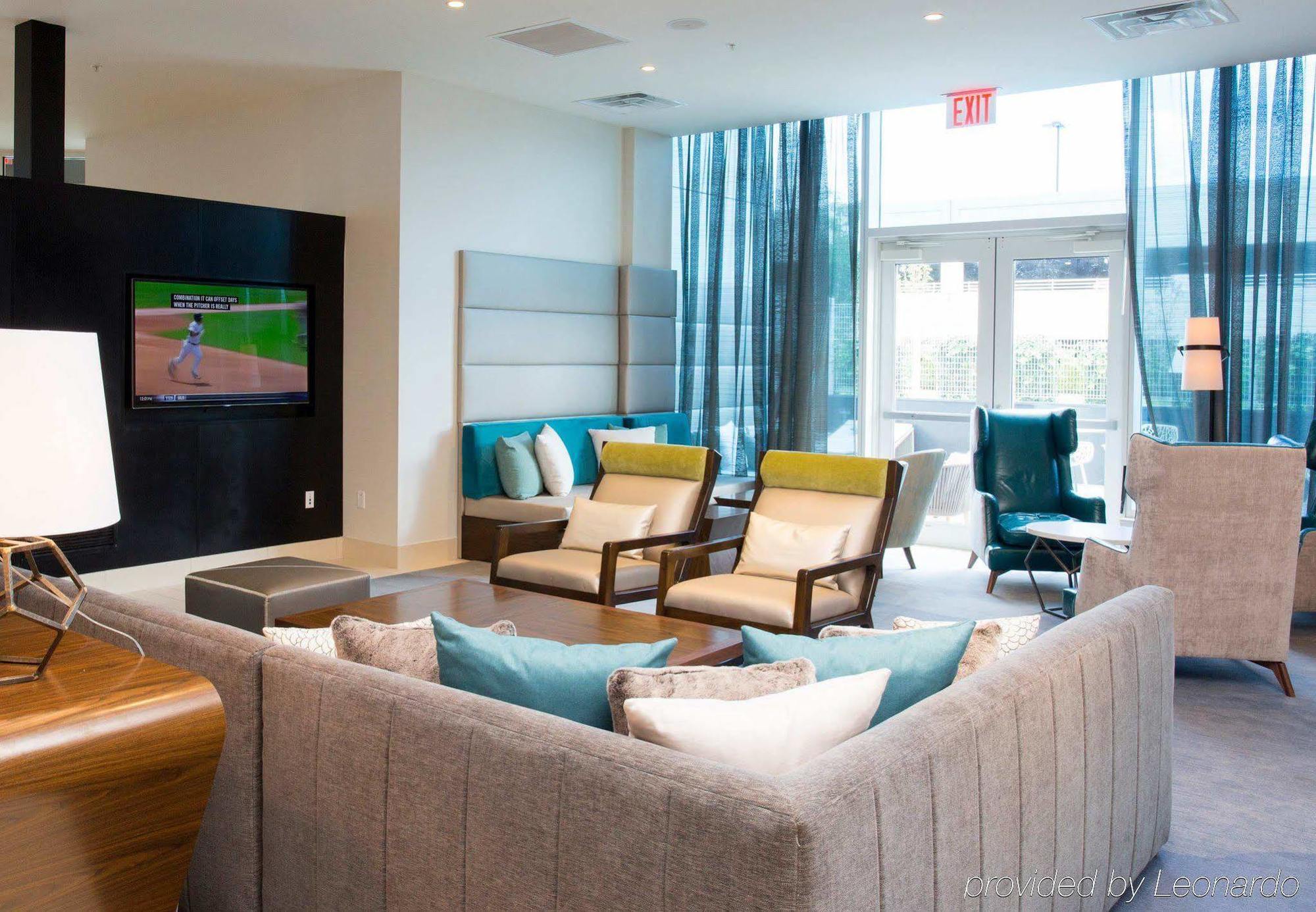 By Marriott The Bronx At Metro Center Atrium Hotel 3*