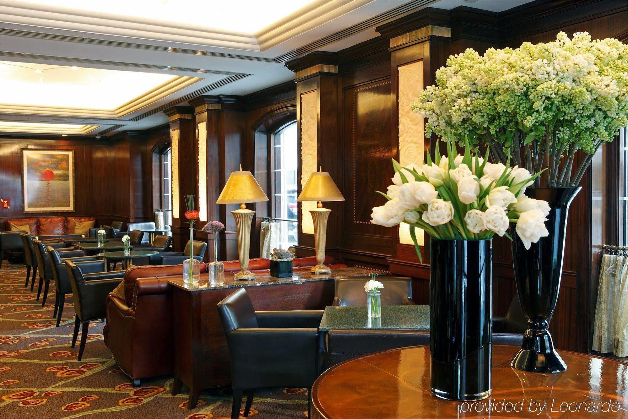 Warwick 4* New York