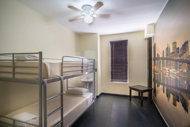 Broadway & Hostel *