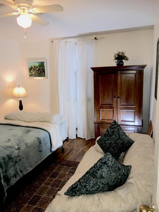 Apartment Private On Greene
