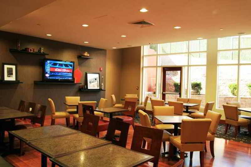 Hampton - Laguardia Airport Hotel New York