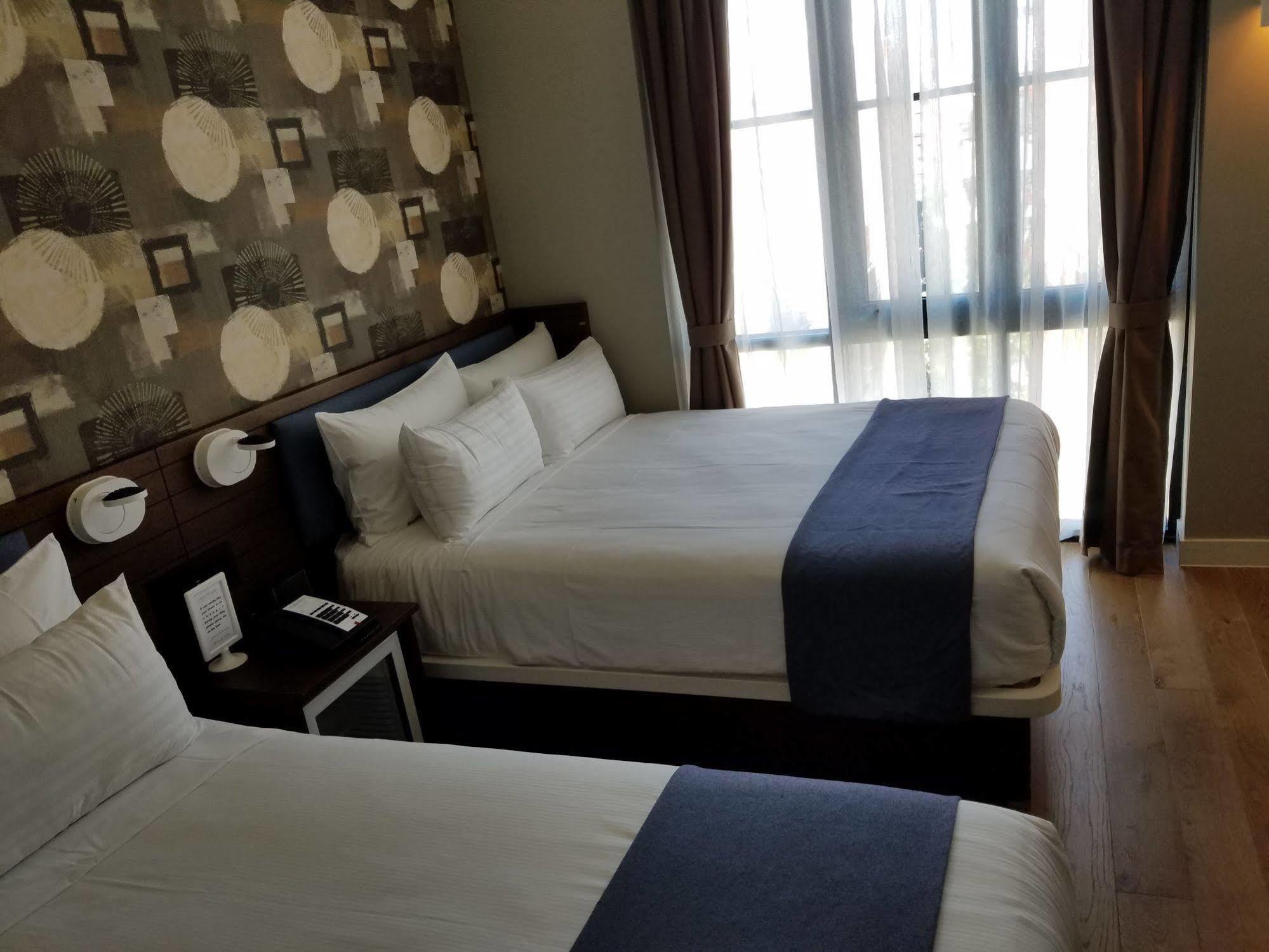 Hotel Nobleden 4*