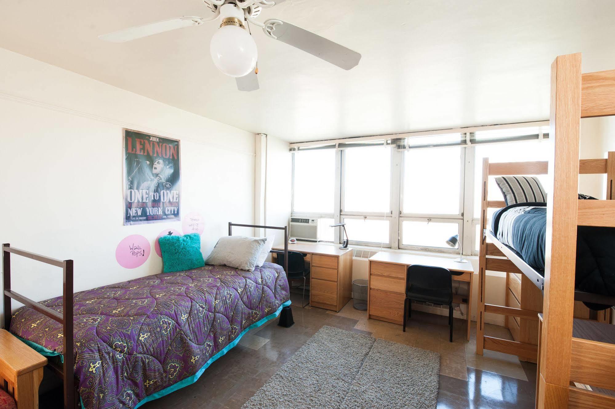 City Summer Dorms 2*