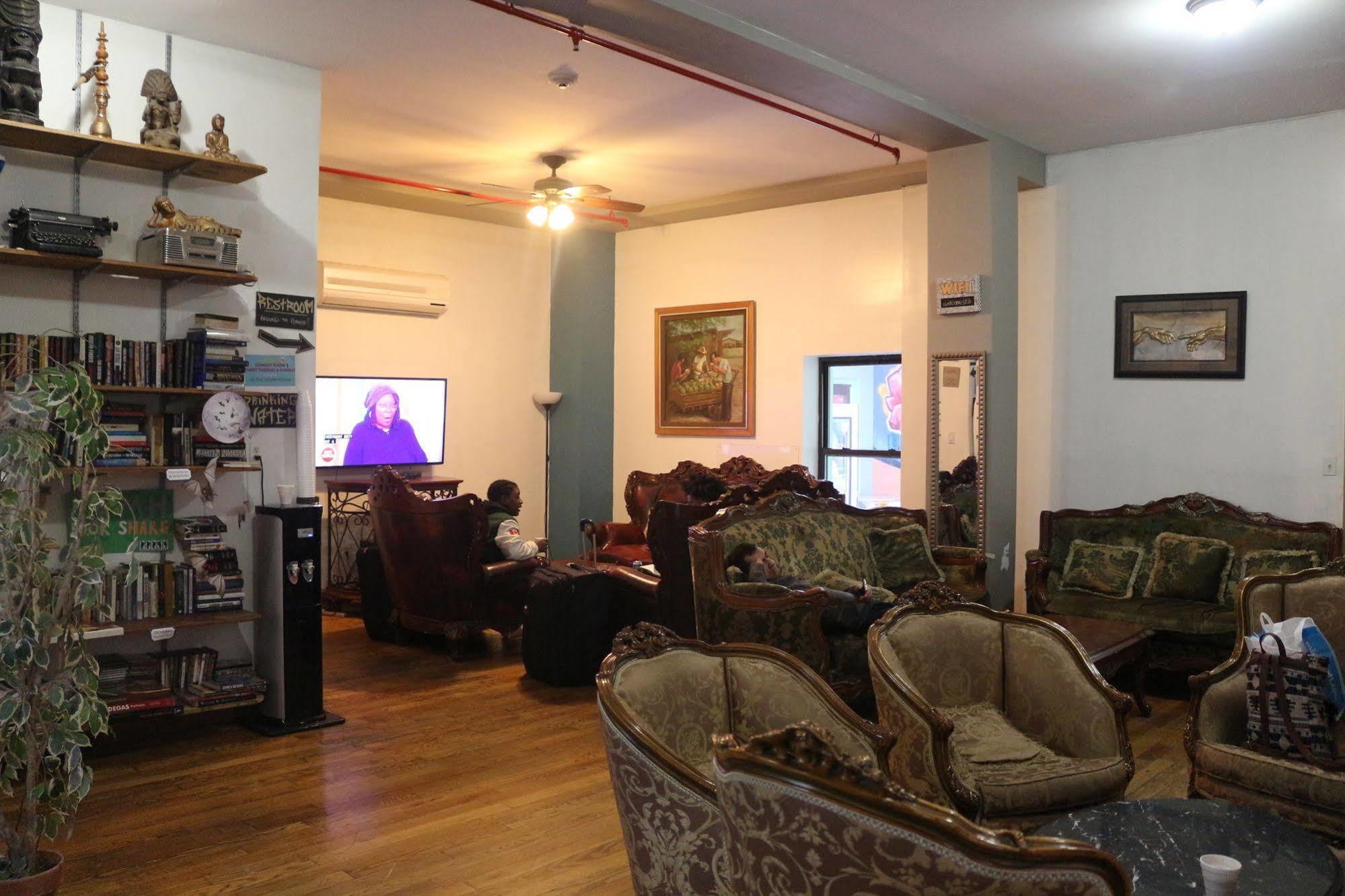 Ny Moore Hostel New York