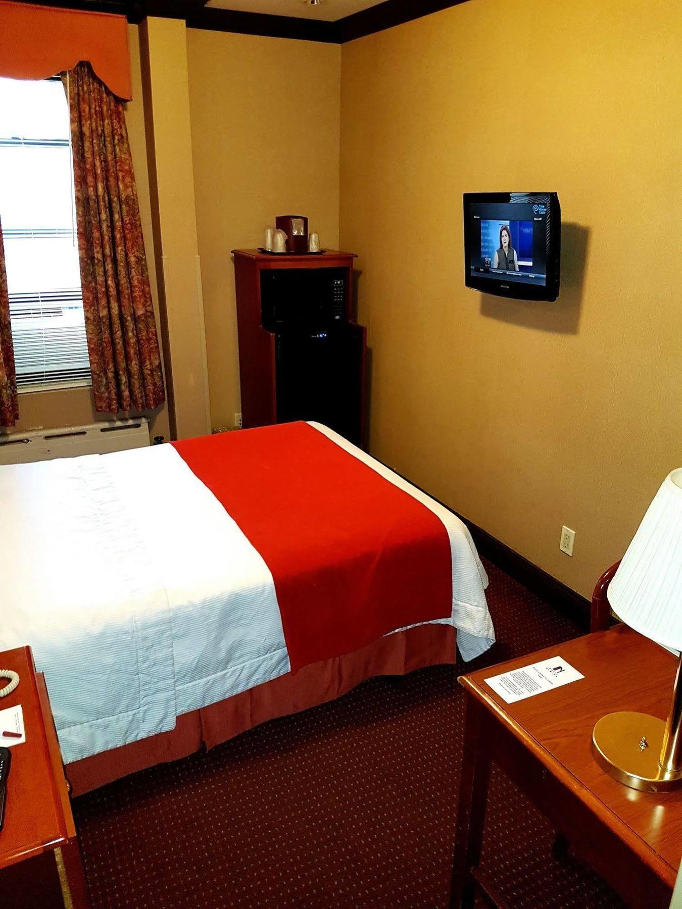 Hotel Newton