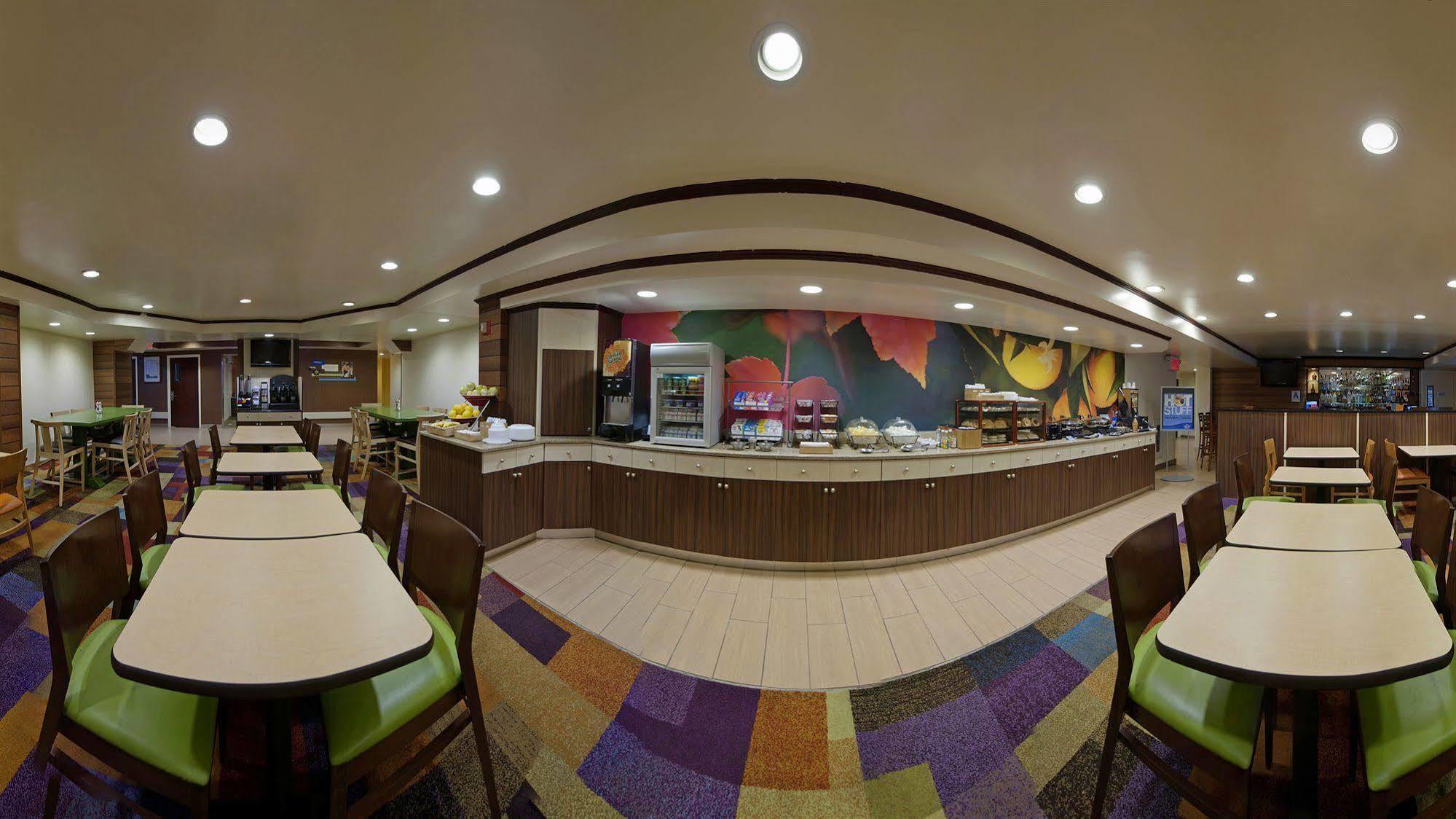 Hotel Fairfield By Marriott Jfk Airport New York