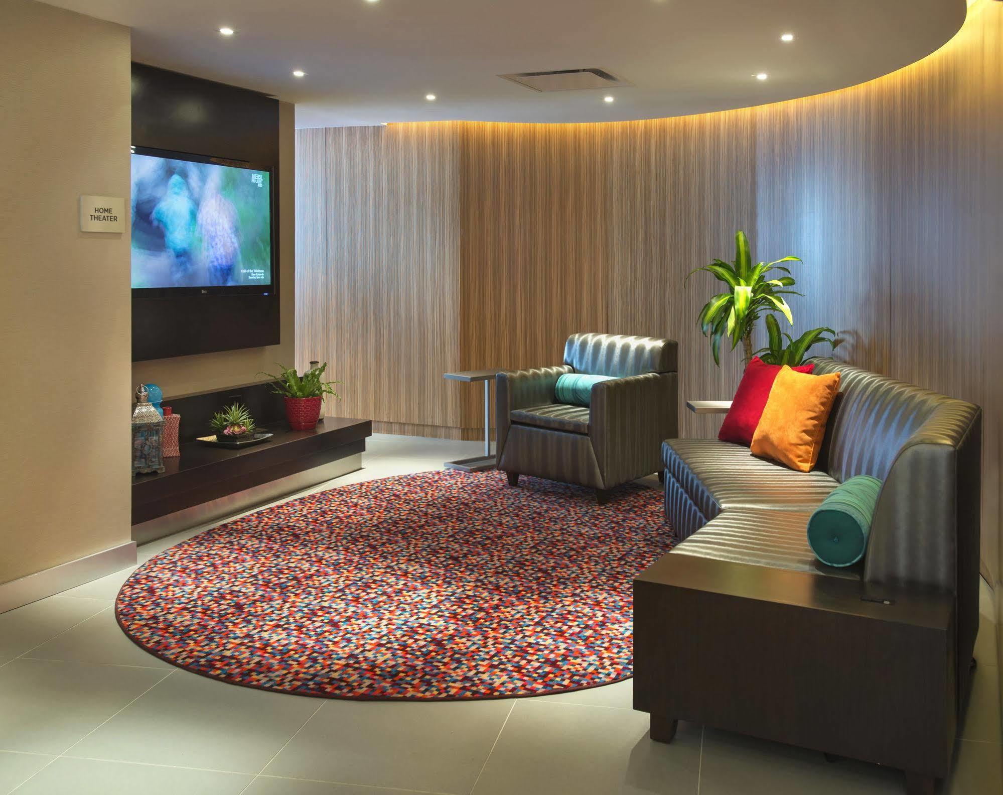 Courtyard By Marriott Manhattan/herald Square Hotel 4*