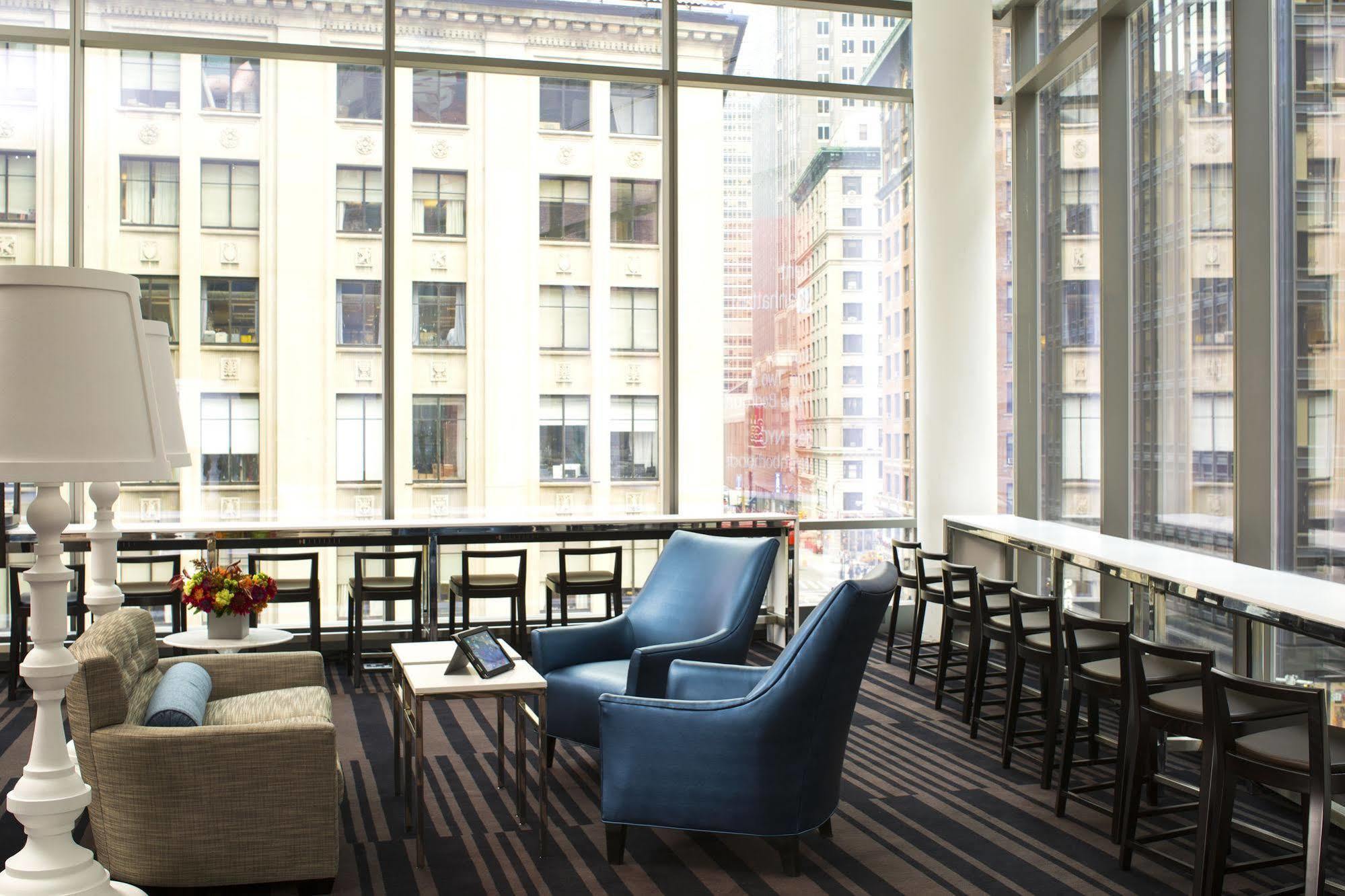 By Marriott Manhattan/central Park 4* New York