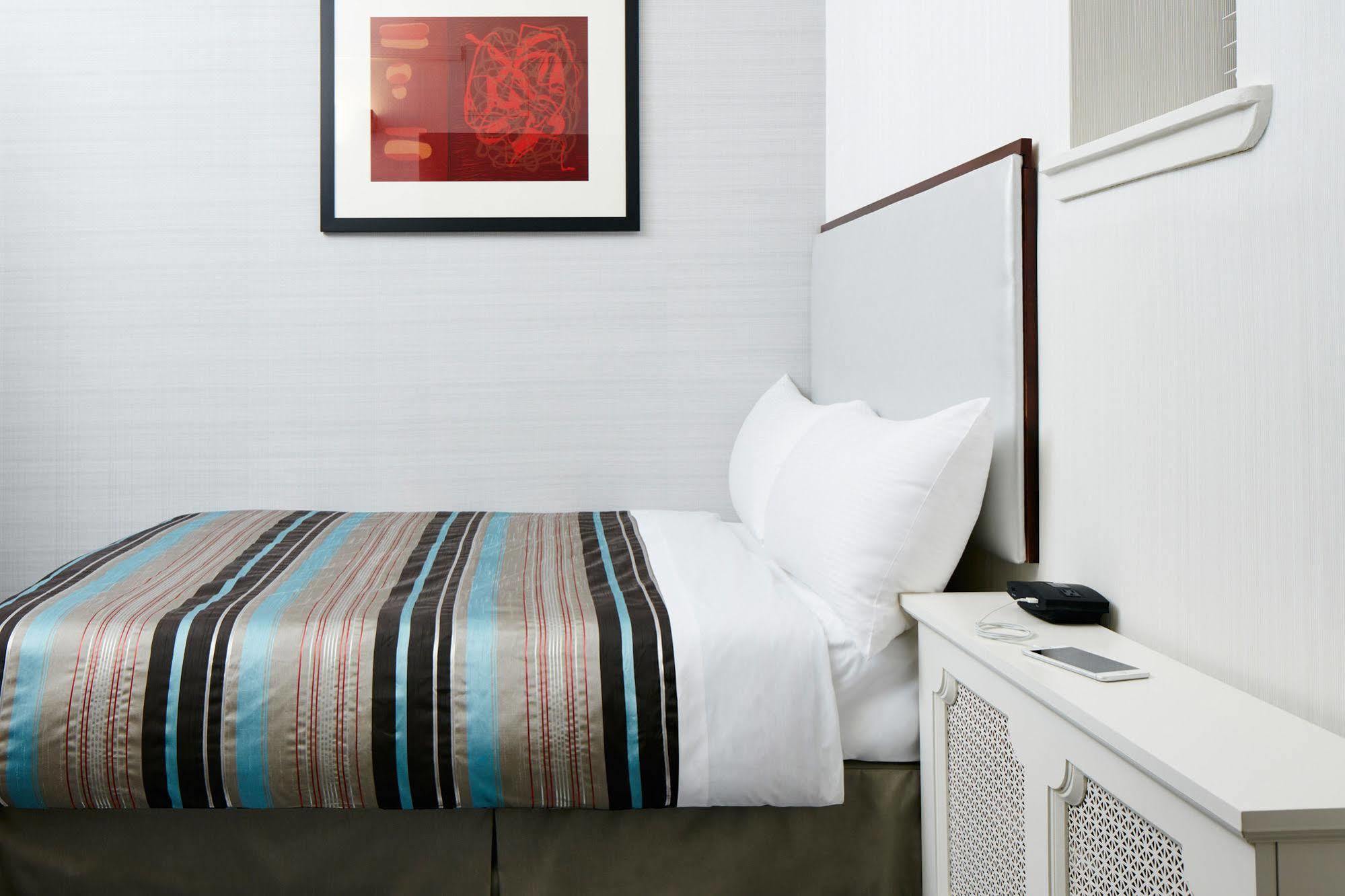 Club Quarters Times Square, Hotel 4*
