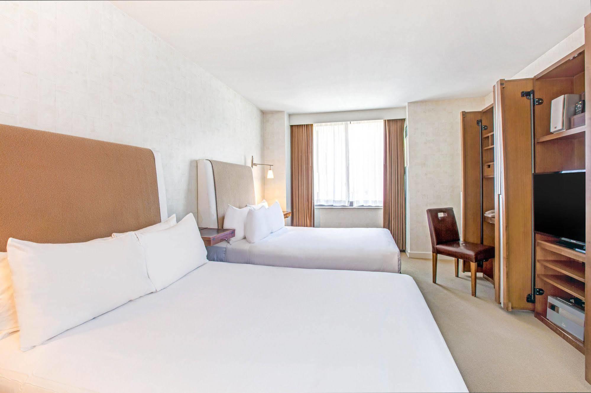 Club Wyndham Midtown 45 Resort New York