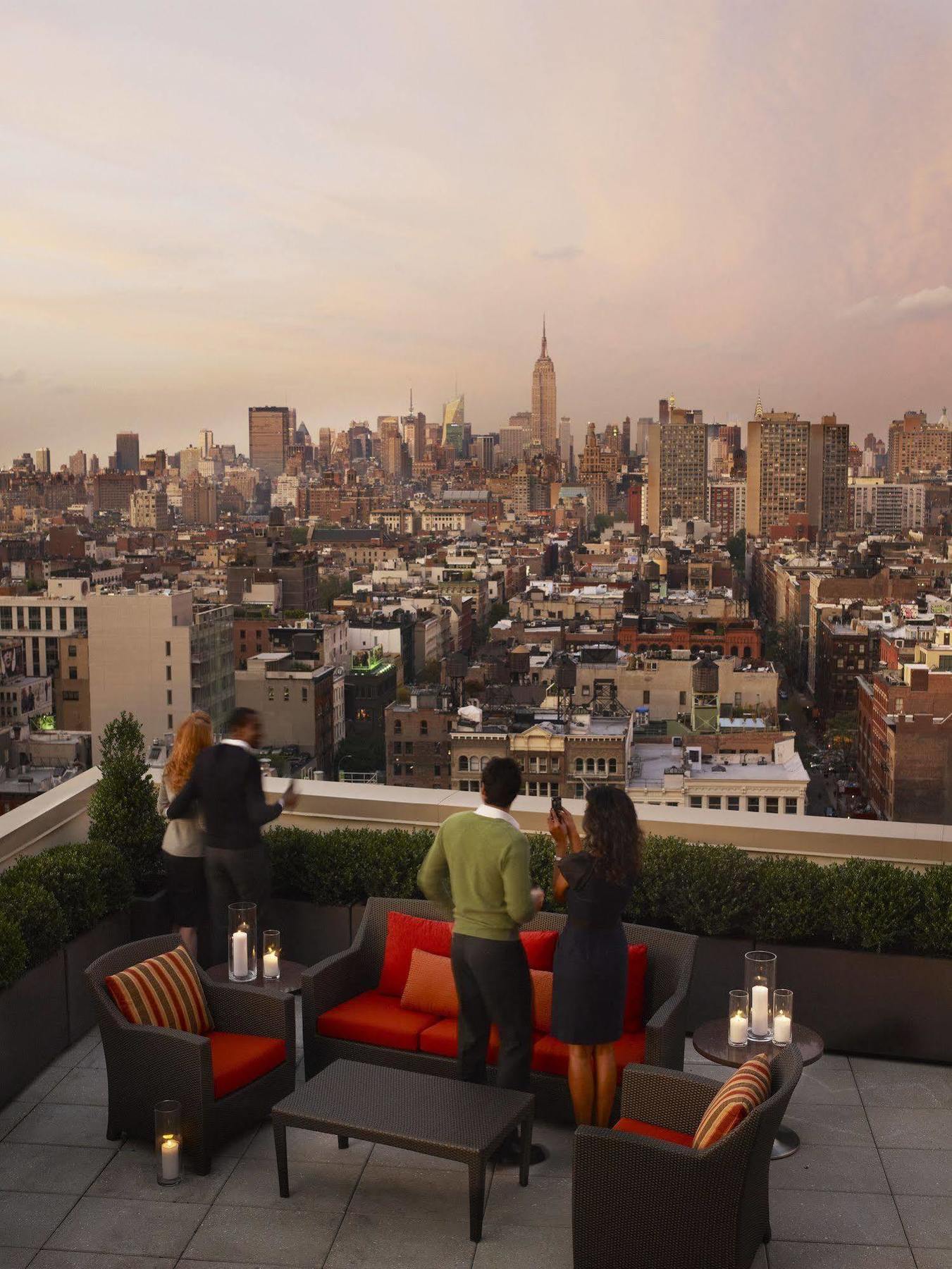 Sheraton Tribeca 4*